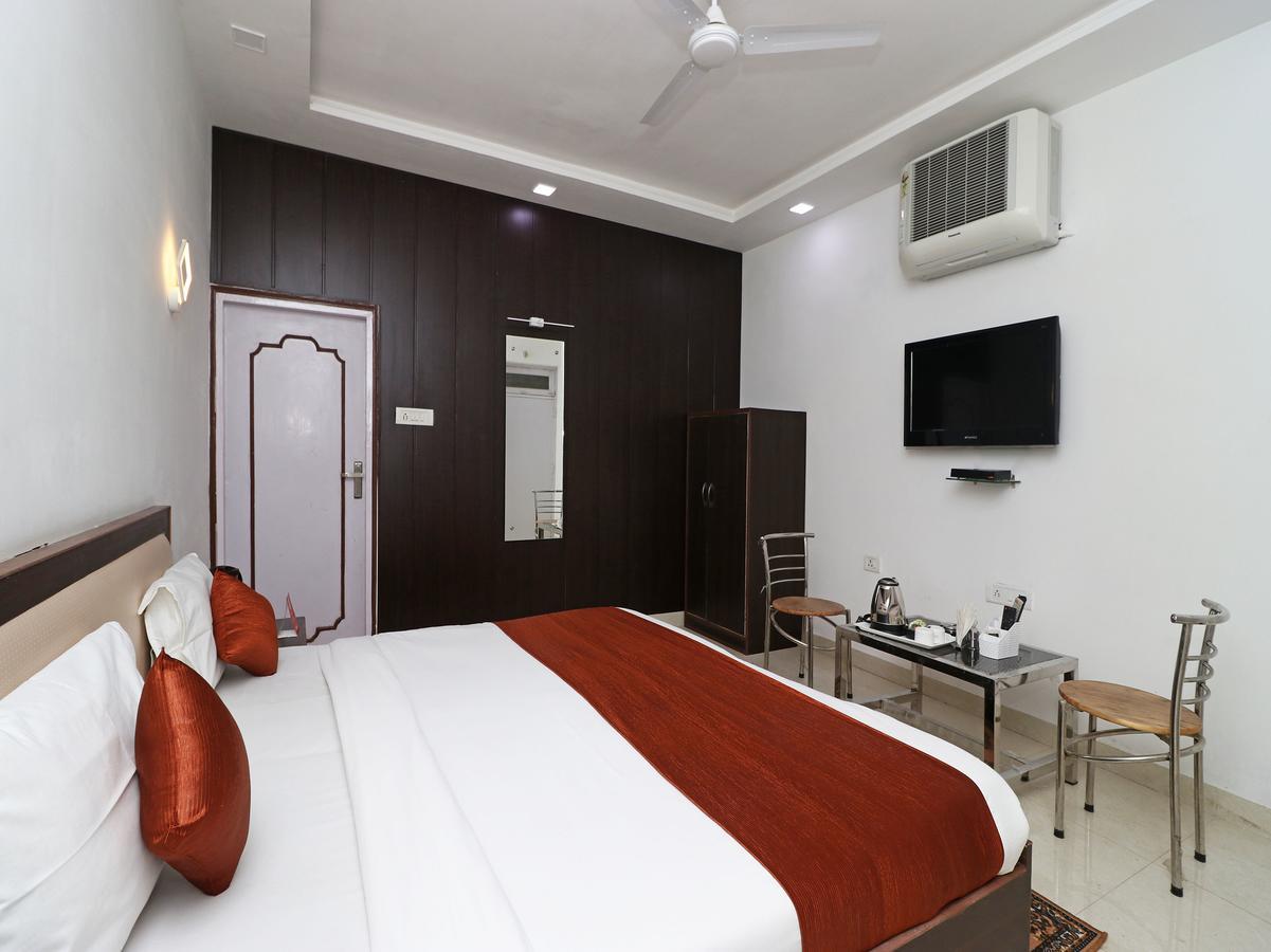 Oyo 11526 Hotel Apollo Agra  Exteriér fotografie