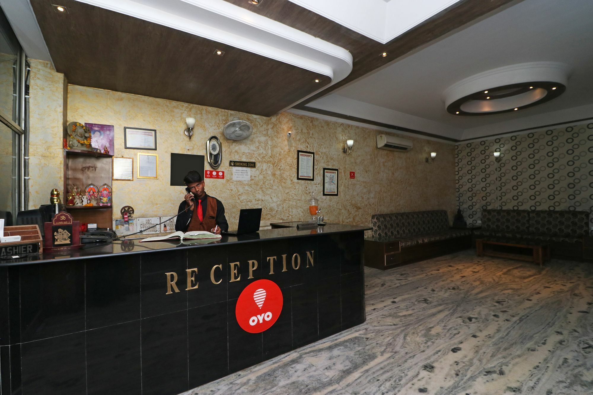 Oyo 11526 Hotel Apollo Agra  Exteriér fotografie